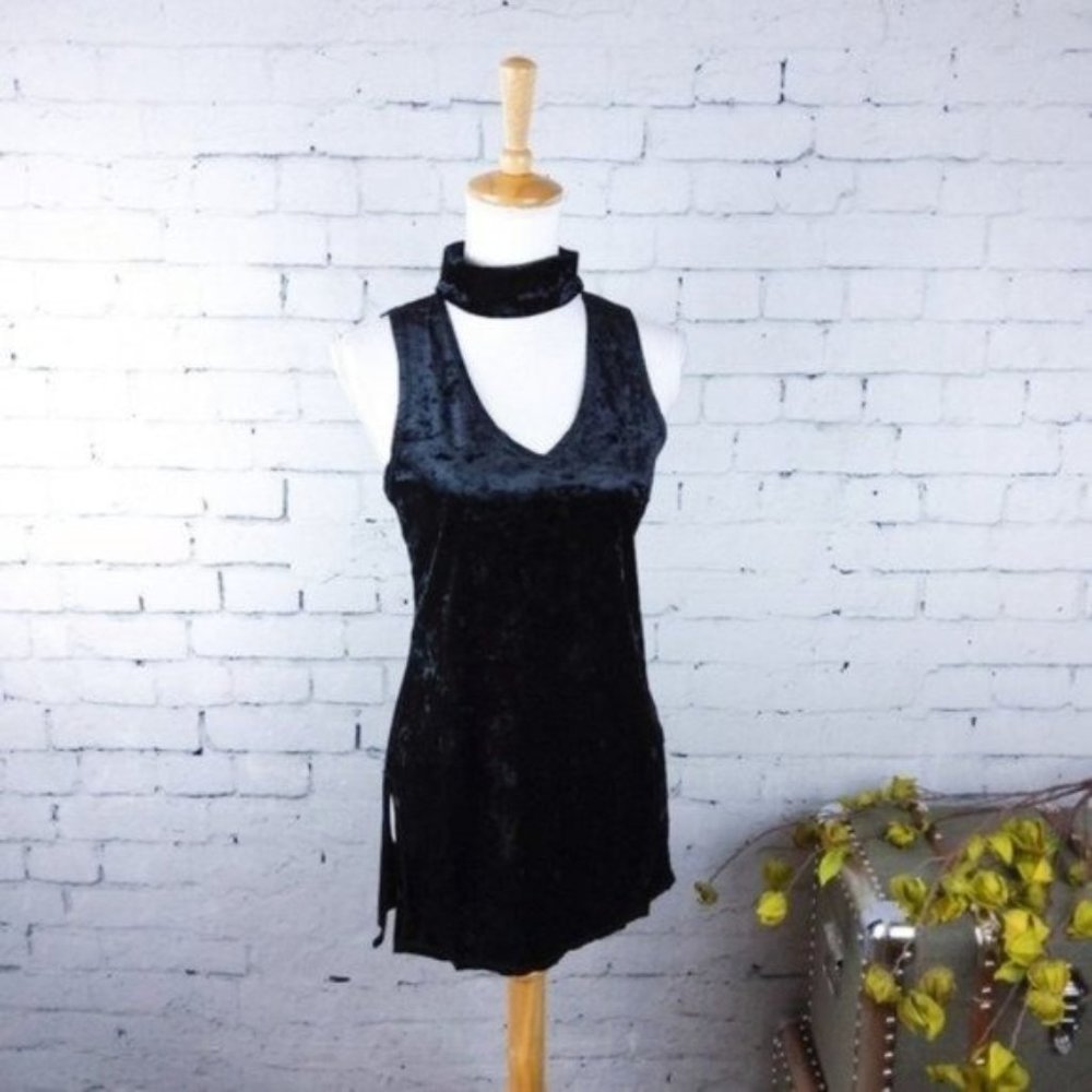 Heather by Bordeaux Crushed Velvet Abba Tank Black Small